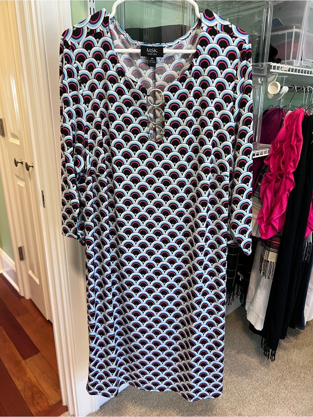 MSK Black, White & Blue Geometric-Print Long Sleeve Dress